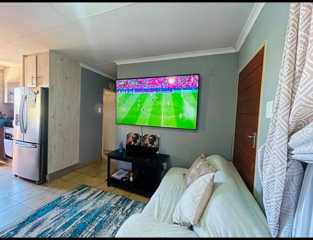 3 BEDROOM HOUSE FOR SALE IN SKY CITY